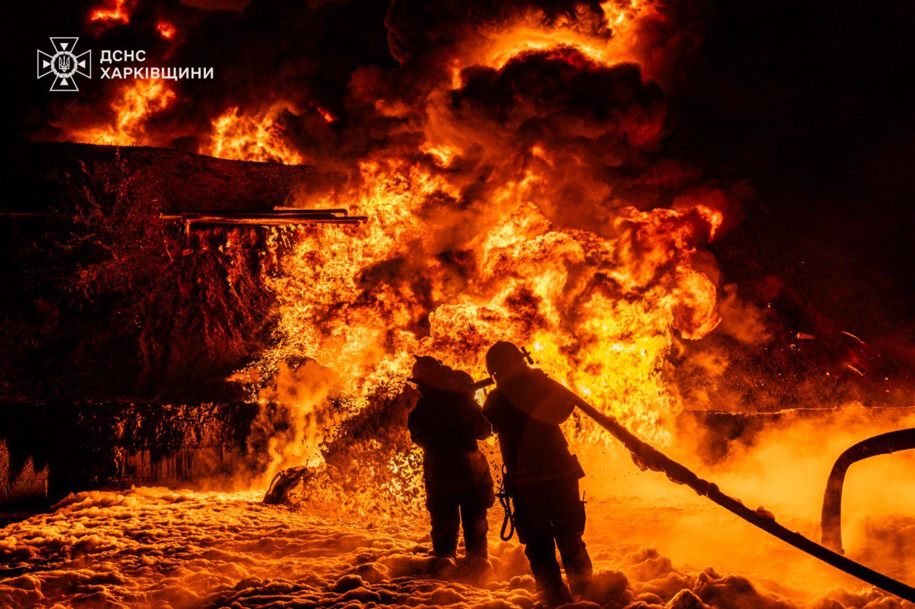 Зображення до:  Чугуїв після обстрілу: 11 постраждалих