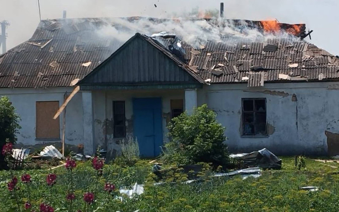 Зображення до:  Російська авіація вдарила по Приколотному на Харківщині