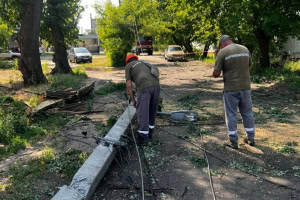 Зображення до посту: На Харківщині через буревій без світла залишаються близько 9,5 тисяч абонентів