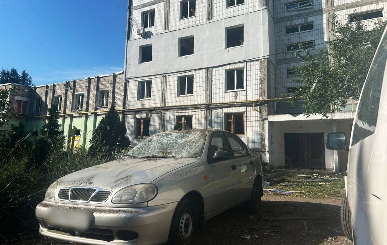 Зображення до:  Російська армія вдарила по Чугуєву: є постраждалі
