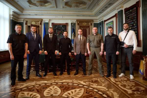 Зображення до посту: Зеленський зустрівся з керівниками правоохоронних органів: що заявили в НАБУ і САП