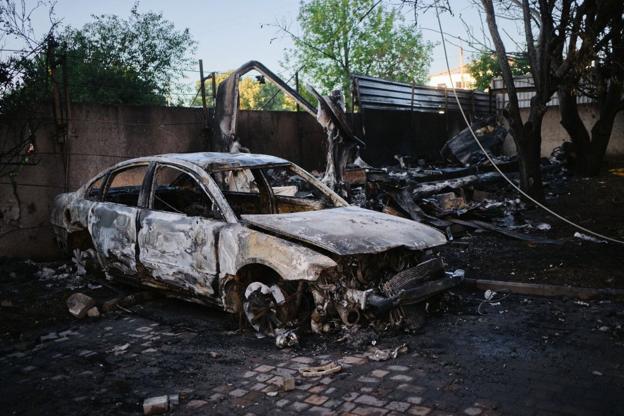 Зображення до:  У Черкасах — семеро поранених від російської атаки, в Одесі горів «Привоз»