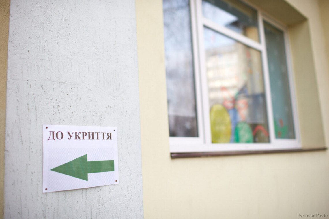 Зображення до:  Прокуратура відреагувала на закриті під час обстрілів укриття в Харкові