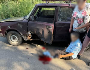 Зображення до посту: FPV-дрон атакував легковик у Куп’янську: поранило чоловіка