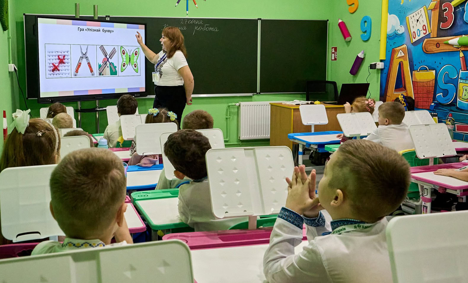 Article «Питайте думку дітей», — керівниця освітнього центру Ірина Міньковська про підлітків у Харкові