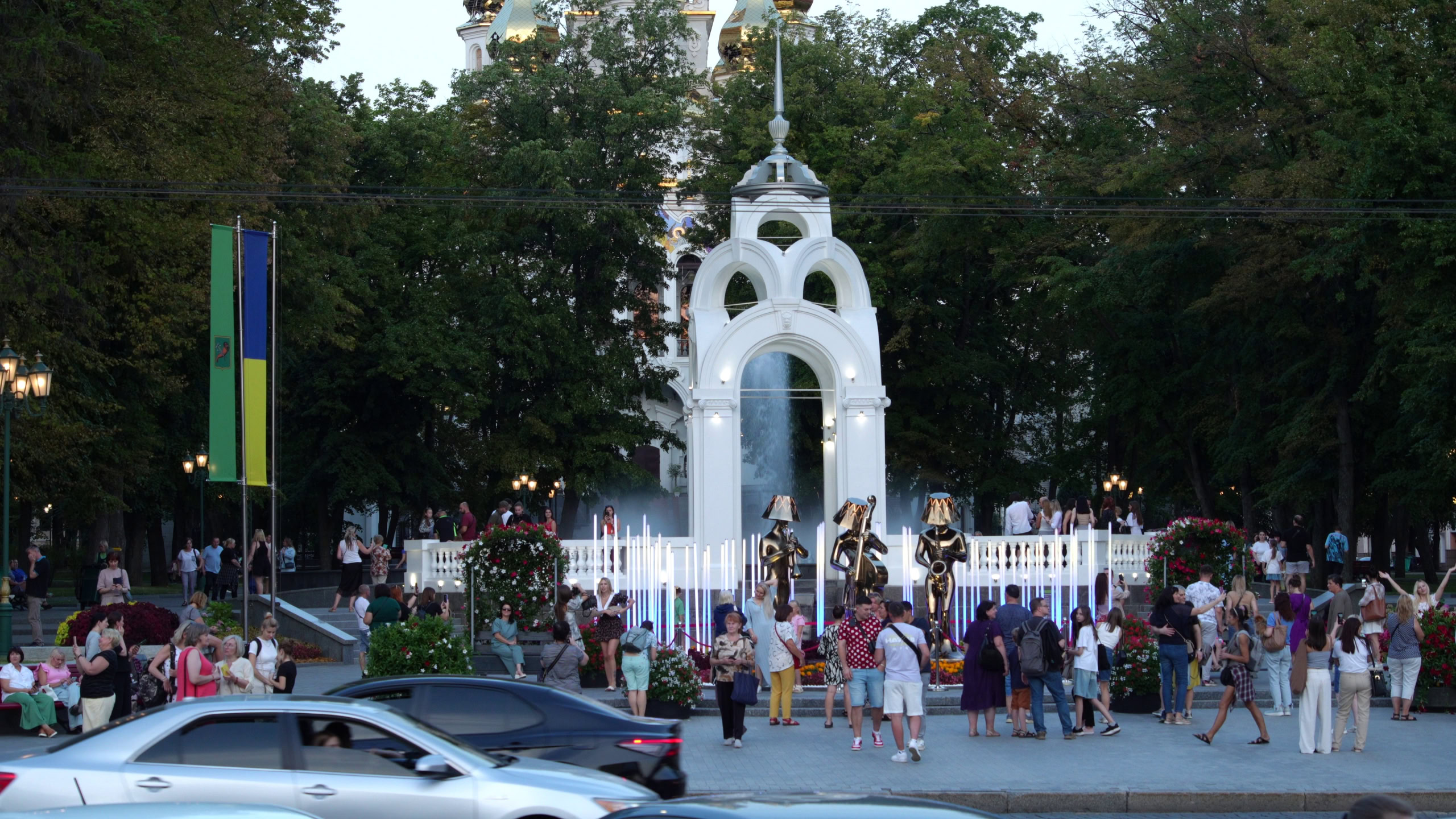 Зображення до:  У центрі Харкова під час свят посилять сповіщення про тривогу
