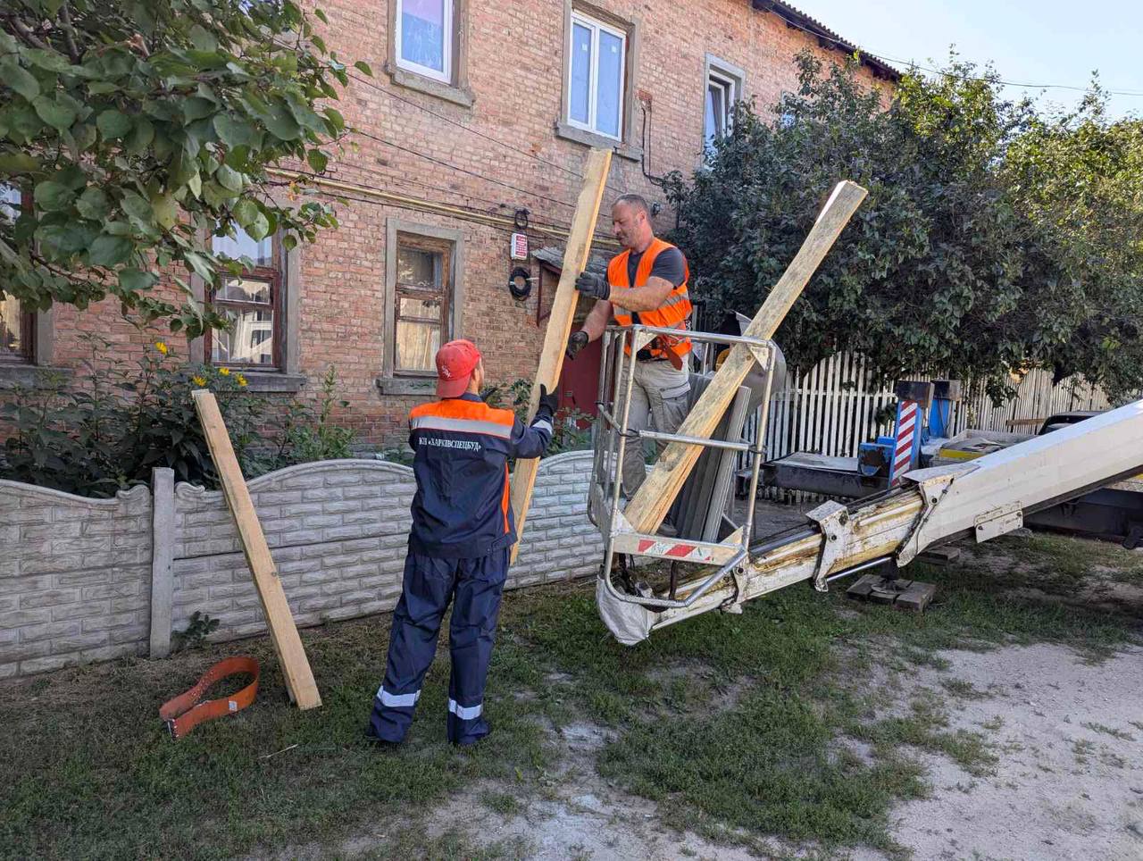 Зображення до:  У Харкові цьогоріч відновили понад 140 будинків, пошкоджених обстрілами