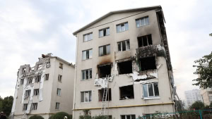 Зображення до посту: Терехов: імовірність відновлення будинку в Харкові, в який 18 серпня влучили дрони, низька 