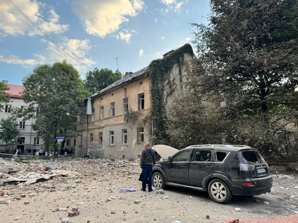 Зображення до:  рф атакувала західні області України: у Львові загинула людина, у Мукачеві — пожежа