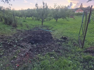 Зображення до посту: «Б’ють з артилерії через день»: у Слатиному Дергачівської громади почастішали обстріли