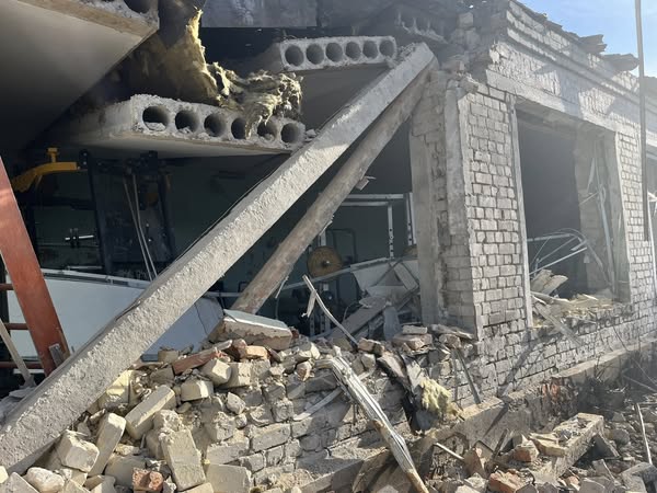 Пошкоджений фітнес-клуб на Куп'янщині 17 вересня 2025