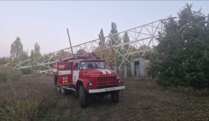 Зображення до посту: Російський удар убив жительку Купʼянська, у Великому Бурлуці дрон влучив у телевежу