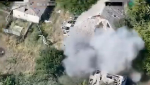 Зображення до посту: Окупантів, які розгорнули у Куп’янську російський стяг, знищили