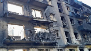 Зображення до посту: Від обстрілу Великого Бурлука поранена жінка, в Дослідному пошкоджена адмінбудівля