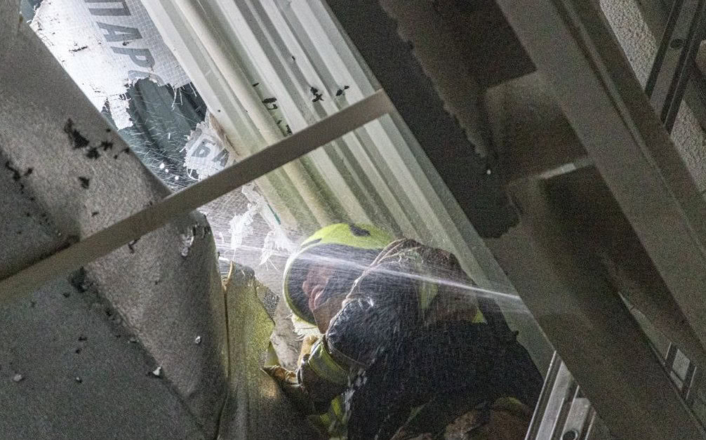 Зображення до:  Харків після удару «Молнії»: як надавали допомогу постраждалим