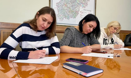 Працівники Київської ОВА написали радіодиктант національної єдності, 2023 рік