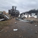 Наслідки російського обстрілу агрофірми на Харківщині. Фото: Андрій Дикун/Facebook