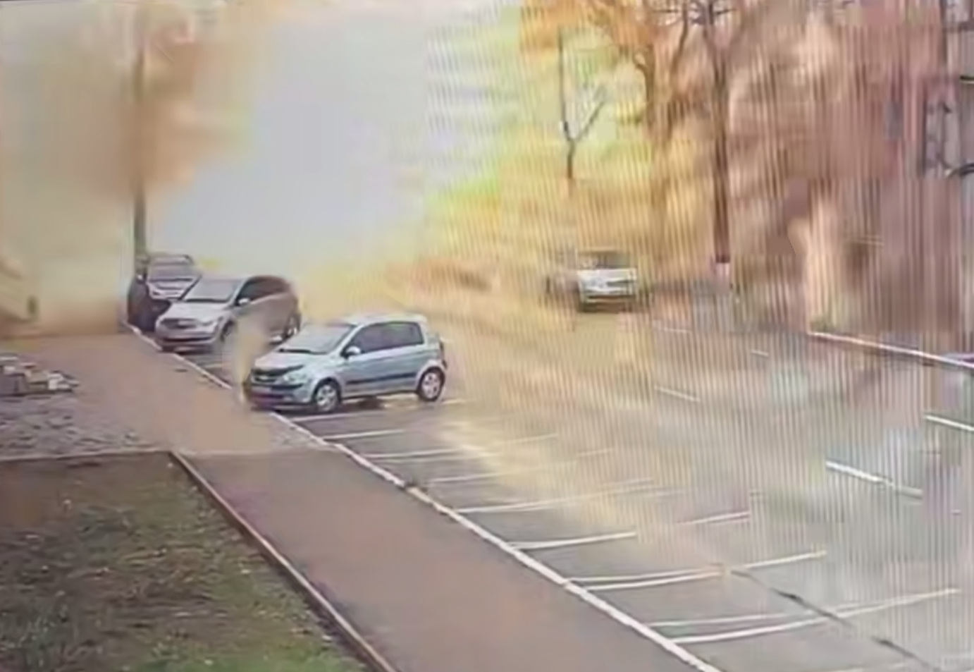 Зображення до:  Прокуратура показала момент удару дрона по Харкову 22 жовтня: відео