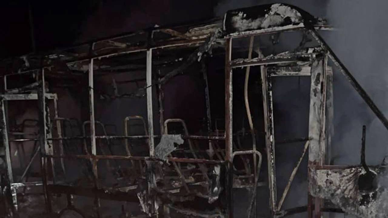 Зображення до:  Російський дрон поцілив у мікроавтобус на Сумщині: загинув чоловік, є поранені