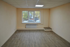 Зображення до посту: У Чугуєві за підтримки ООН облаштовують гуртожитки для переселенців