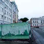 Сосни на майдані Конституції у Харкові