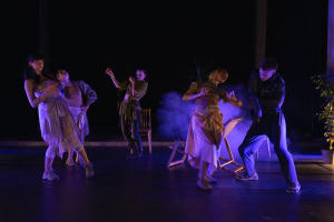 Зображення до посту: Театр «Нафта» покаже в Харкові танцювальну виставу з жестовою мовою