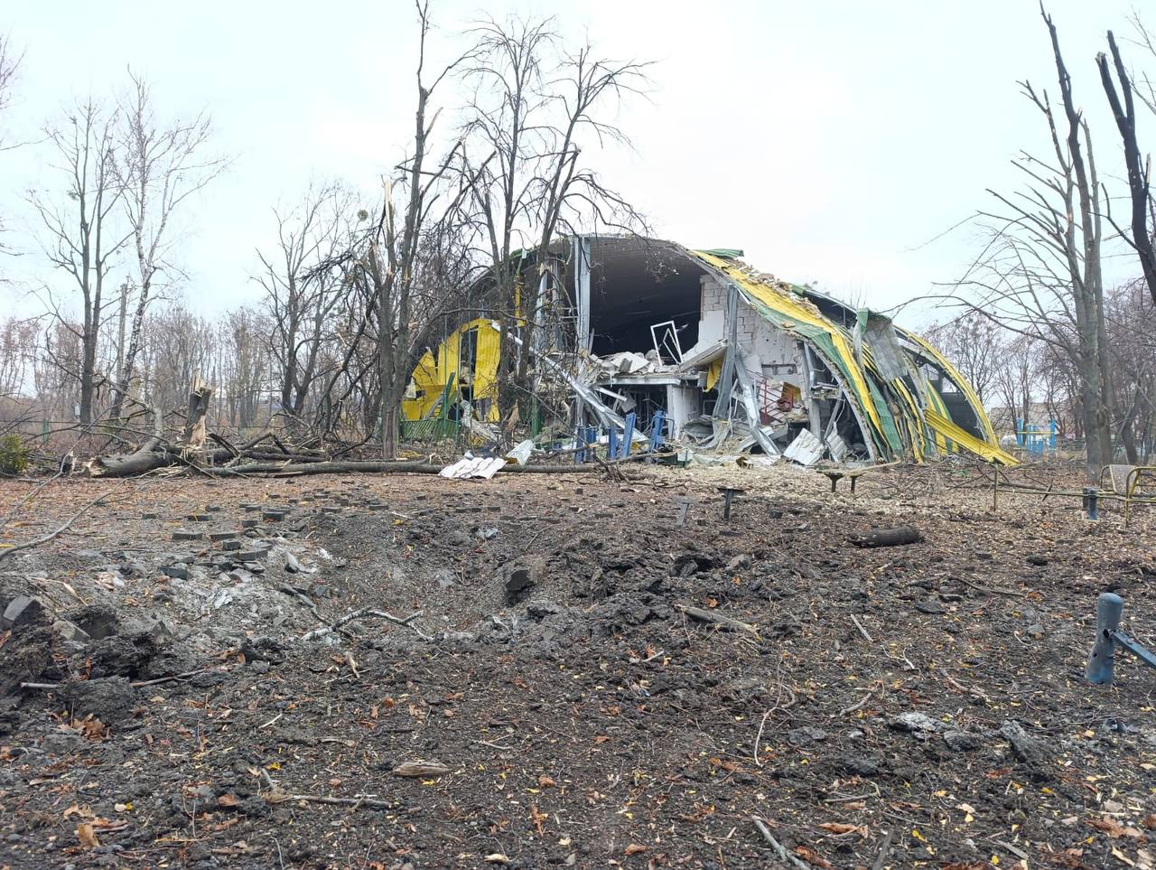 Наслідки обстрілу Борівської громади на Харківщині 2 листопада 2025