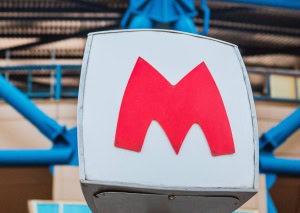 Зображення до посту: У Харкові після блекаута відновили та знову зупинили рух в метро