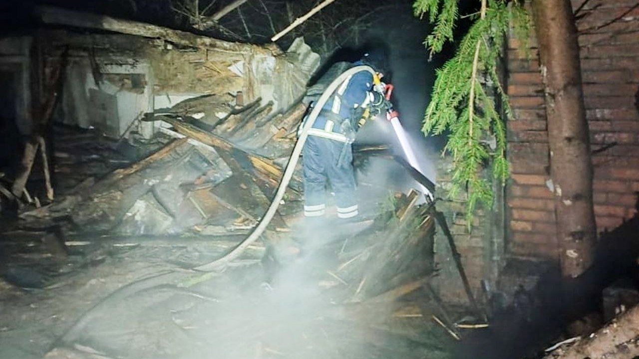 Зображення до:  У Старому Салтові й на Сахновщині через дронову атаку постраждали цивільні