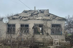 Зображення до посту: Російські дрони вдарили по селу в Близнюківській громаді: троє постраждалих