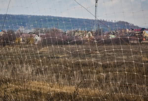 Зображення до посту: Харківську кільцеву дорогу накривають антидроновими сітками: які ще маршрути захистять