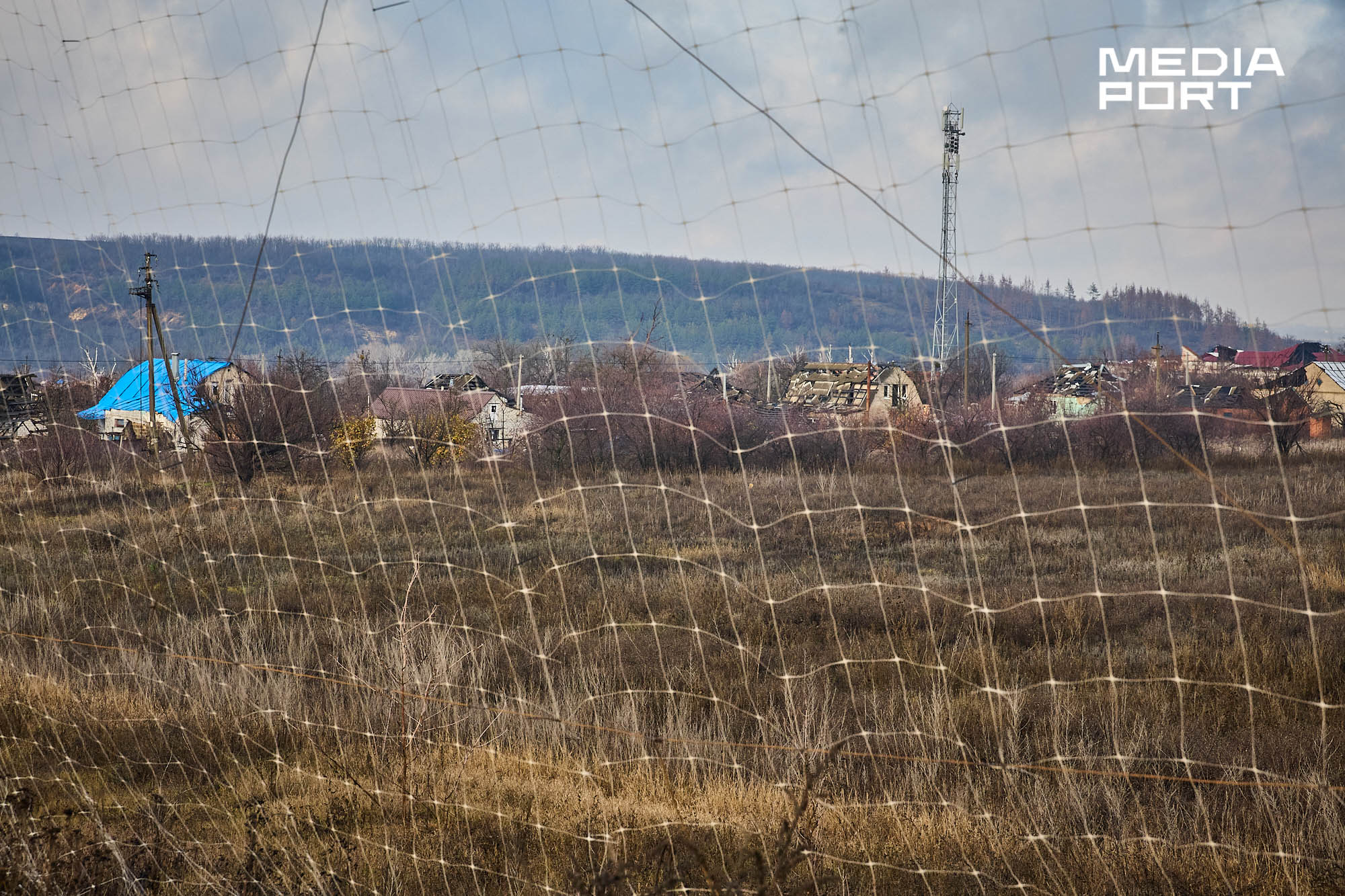 Ізюм, грудень 2025, антидронові сітки на шляхах Харківщини