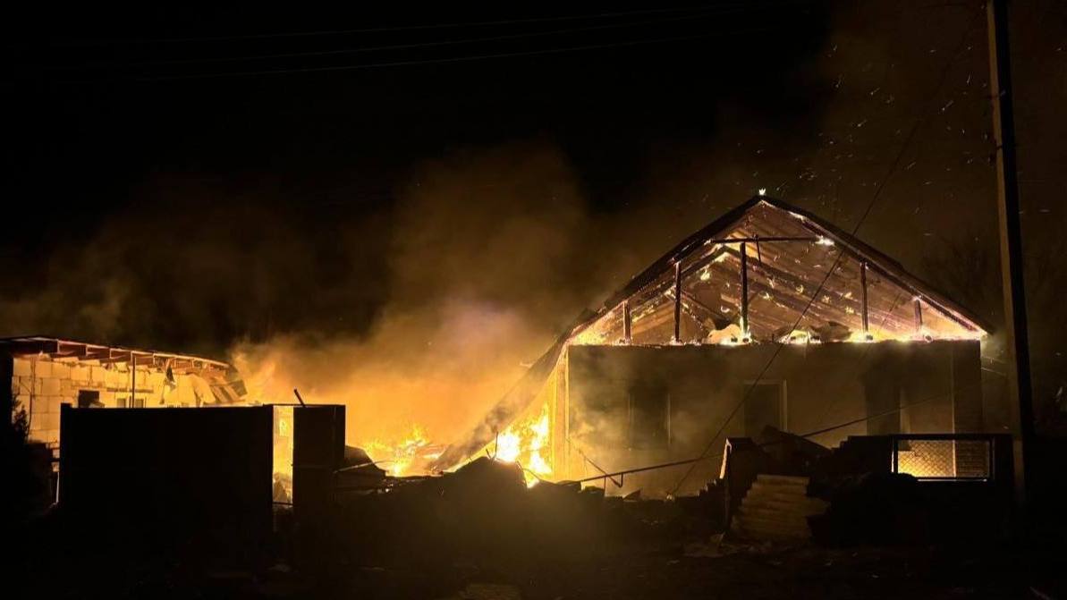 Зображення до:  Російські дрони поранили чотирьох цивільних у Мартовому та Козачій Лопані