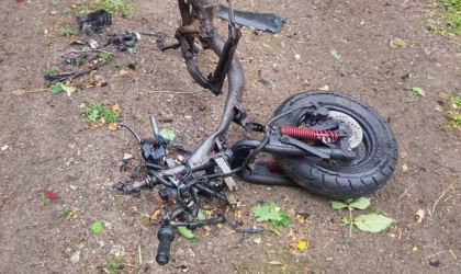 Скутер після вибуху в Харкові