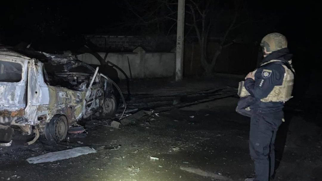 Зображення до:  Російські бомби та дрони пошкодили школу і підприємство на Харківщині