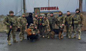 Зображення до посту: Говард Баффет узяв участь в евакуації цивільних у передмісті Куп’янська: фото