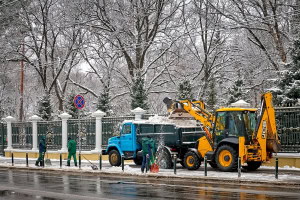 Зображення до посту: Пориви вітру, хуртовина, ожеледиця: жителів Харківщини попередили про негоду