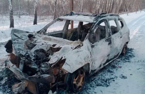 Зображення до посту: У Харківській області російський дрон знищив авто поліції під час евакуації