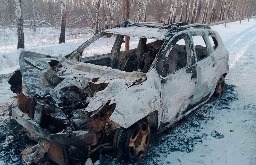 Зображення до:  У Харківській області російський дрон знищив авто поліції під час евакуації