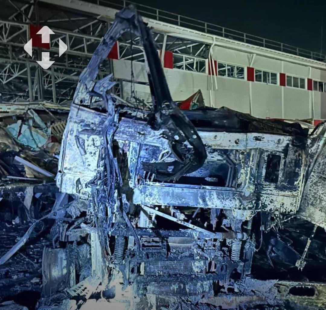 Зруйнований термінал 