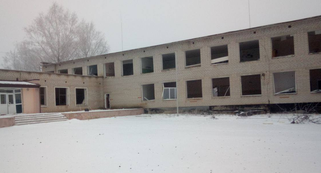 Зображення до:  Російські авіабомби пошкодили будинки та школу у Шевченківській громаді