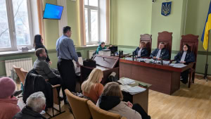 Зображення до посту: Справу про демонтаж будинку на вул. Метробудівників, 8 почали розглядати по суті