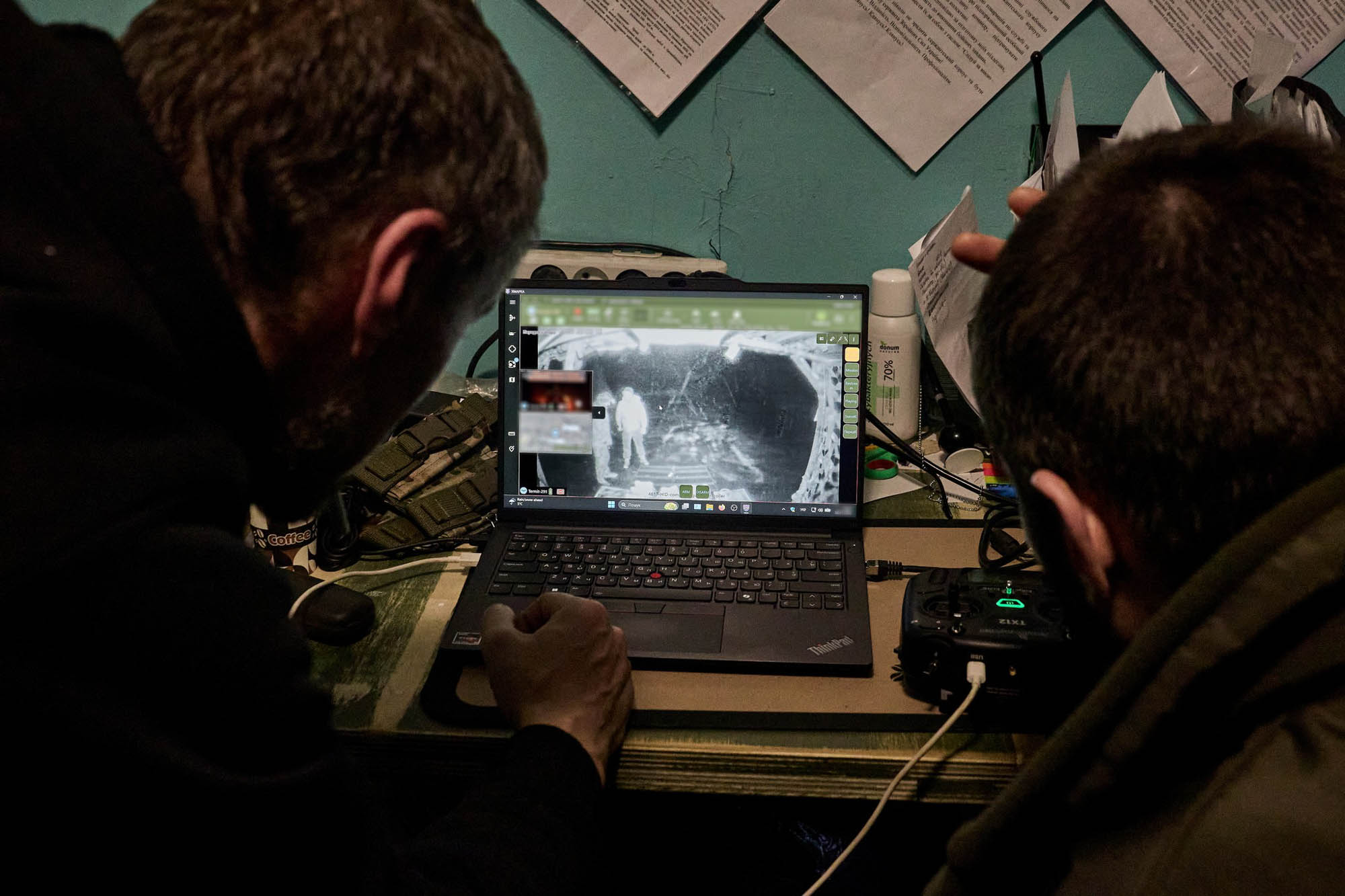 Article Логістичний дрон замість бронетехніки: як на Вовчанському напрямку евакуювали пораненого бійця