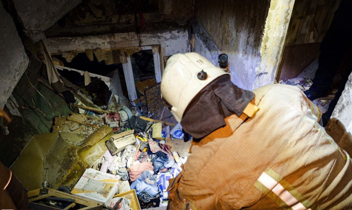 Зображення до:  У Харкові внаслідок вибуху у багатоповерхівці загинули двоє людей