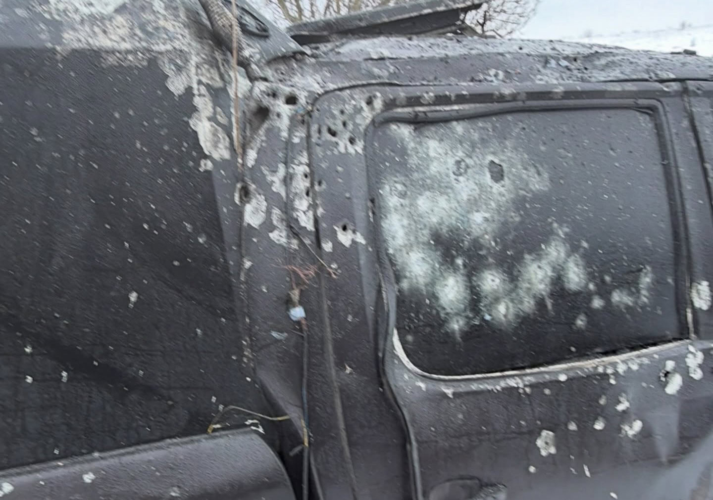 Зображення до:  Російський дрон атакував авто волонтера під час евакуаційної місії на Куп’янщині