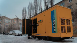 Зображення до посту: У будинках без тепла в Харкові попри домовленості доводиться вимикати світло — Терехов