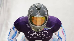 Зображення до посту: На Олімпіаді в Італії українського спортсмена дискваліфікували за «шолом пам’яті»