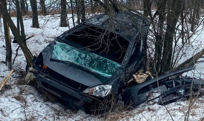 Автомобіль після ДТП на Харківщині