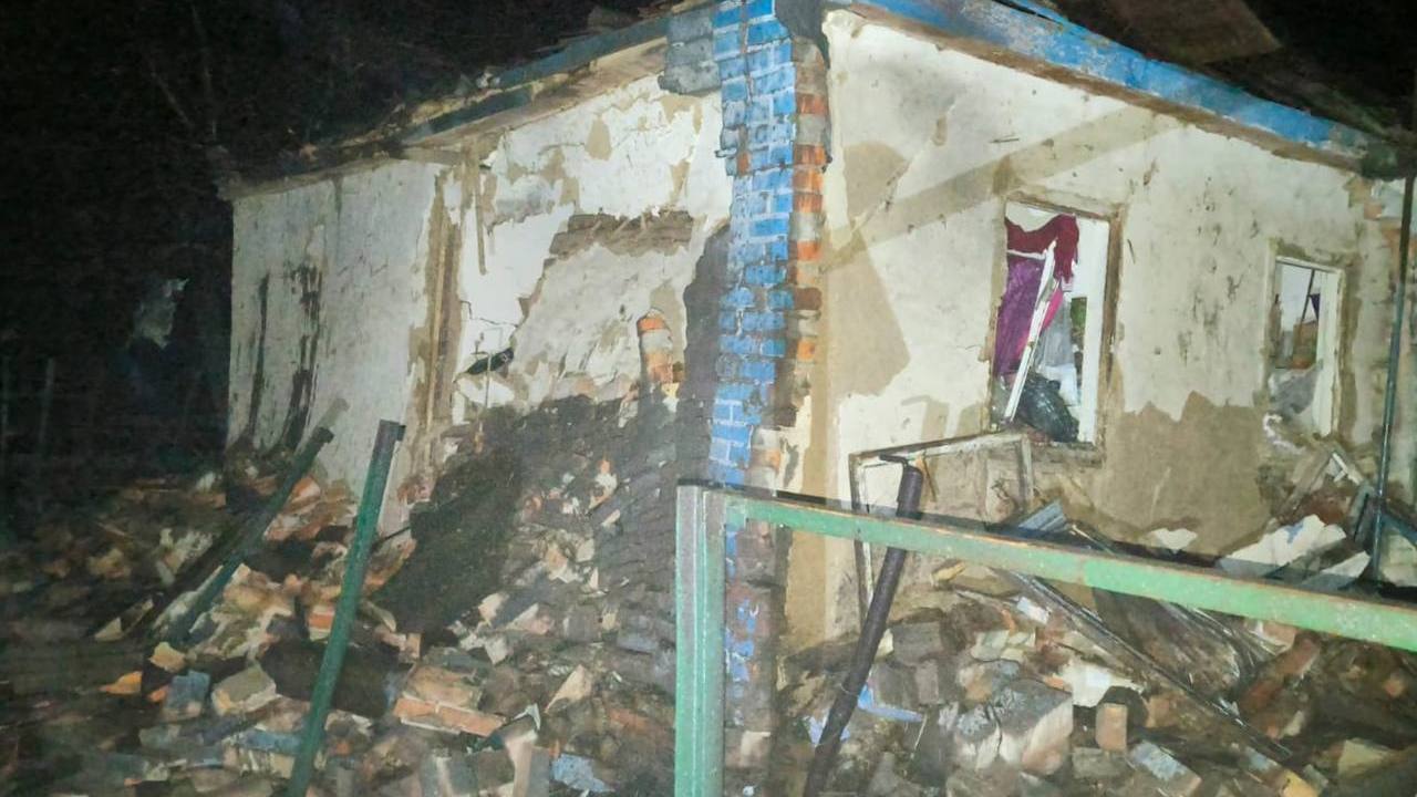 Зображення до:  На Куп’янщині через дронову атаку постраждали п’ятеро людей, серед них 15-річна дівчина