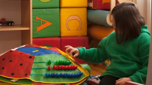 Зображення до посту: Родини дітей з інвалідністю на Харківщині можуть отримати 6500 грн допомоги